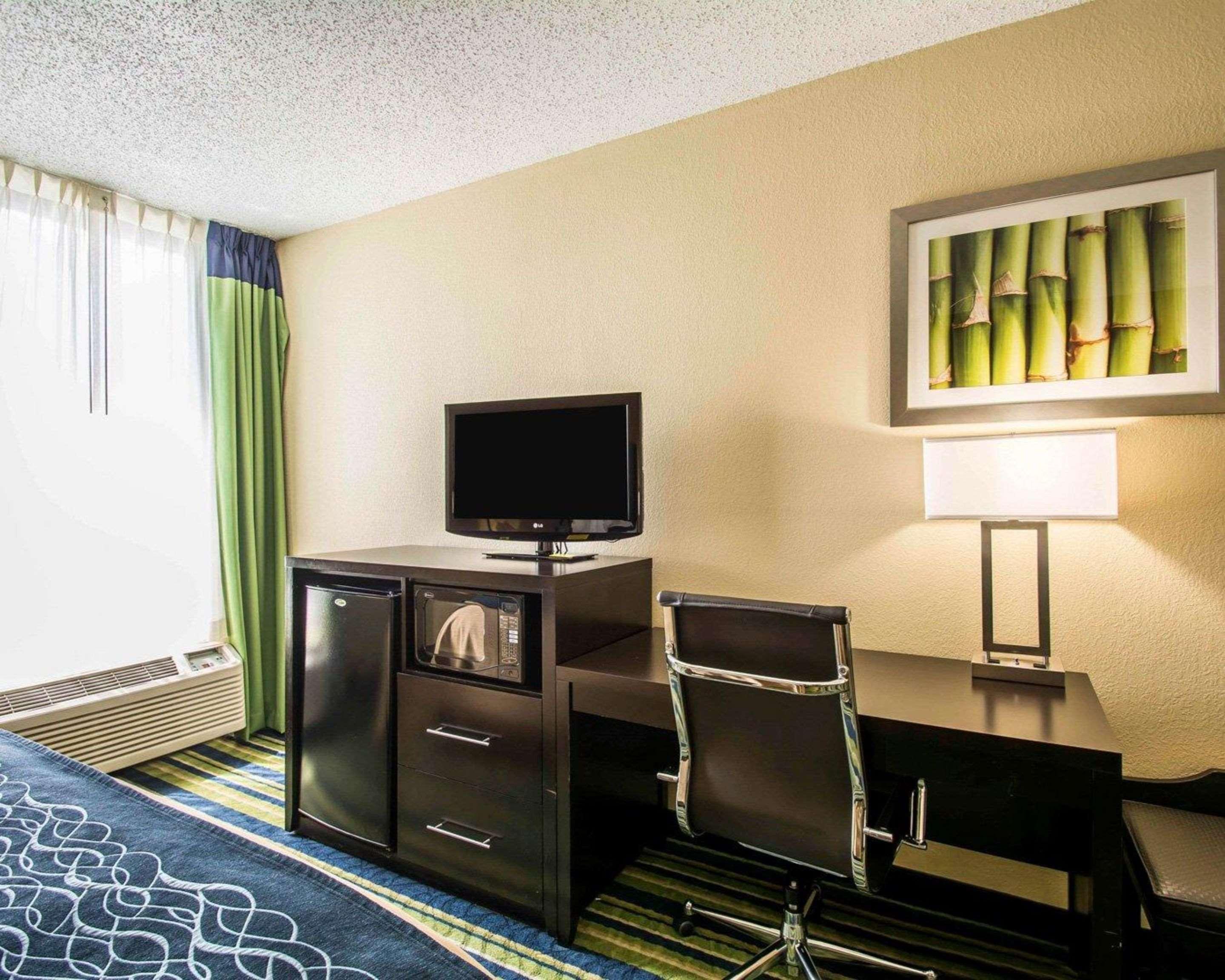 Comfort Inn & Suites Lantana - West Palm Beach South Dış mekan fotoğraf