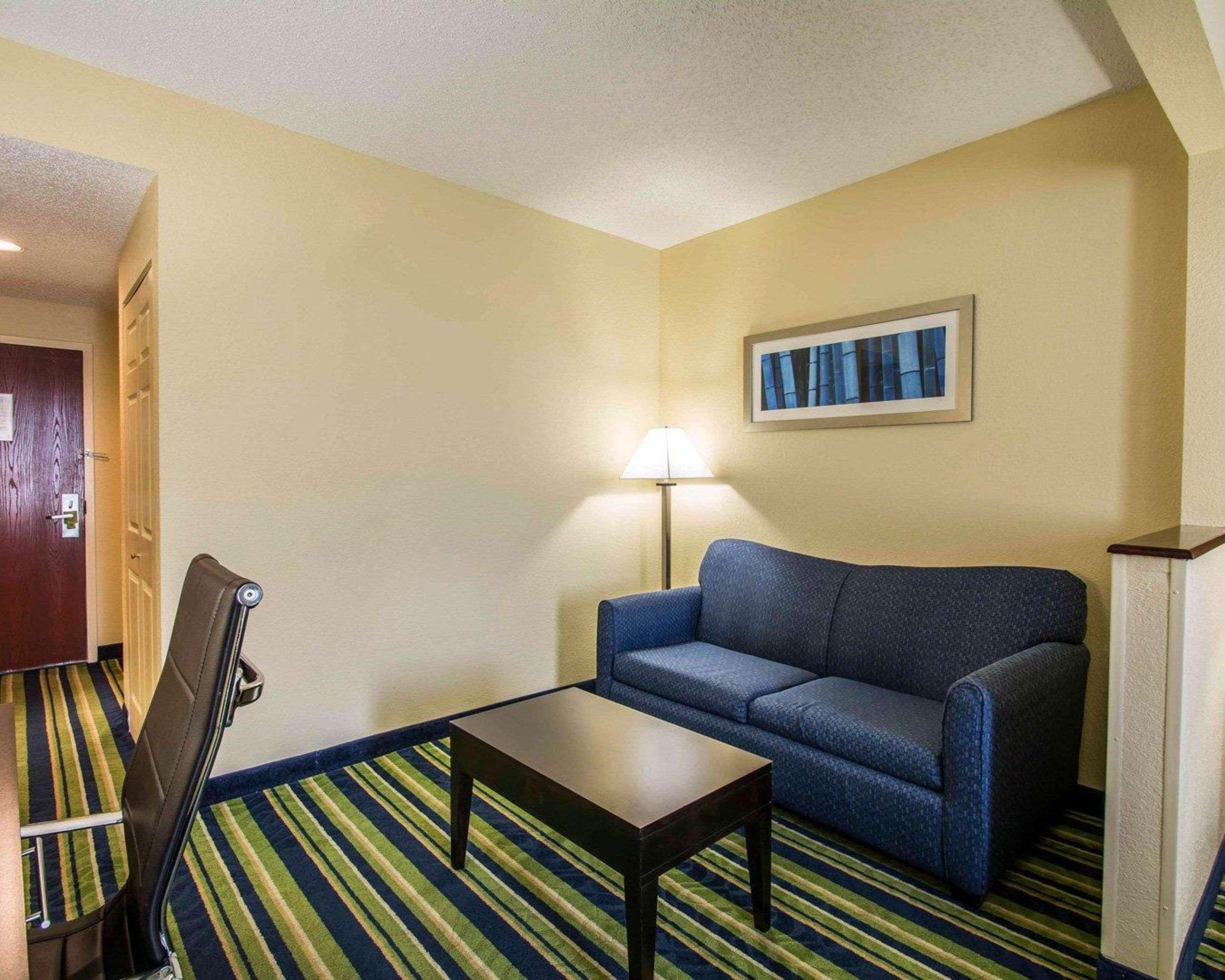 Comfort Inn & Suites Lantana - West Palm Beach South Dış mekan fotoğraf