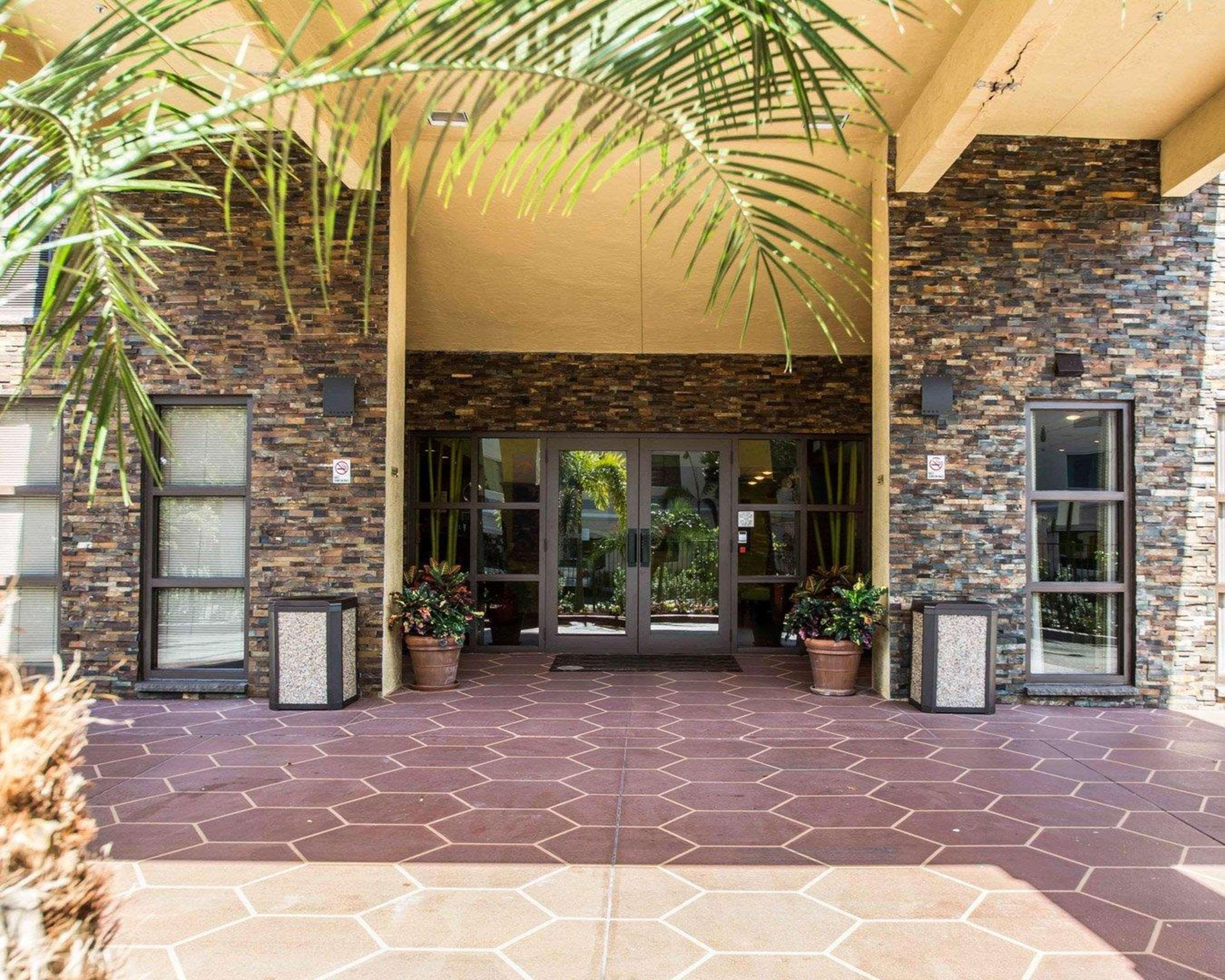 Comfort Inn & Suites Lantana - West Palm Beach South Dış mekan fotoğraf
