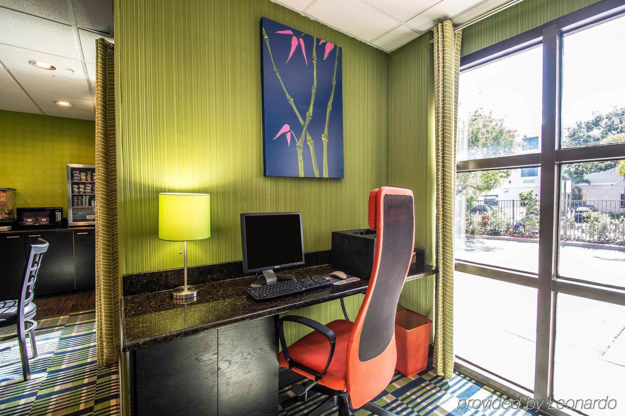 Comfort Inn & Suites Lantana - West Palm Beach South Dış mekan fotoğraf