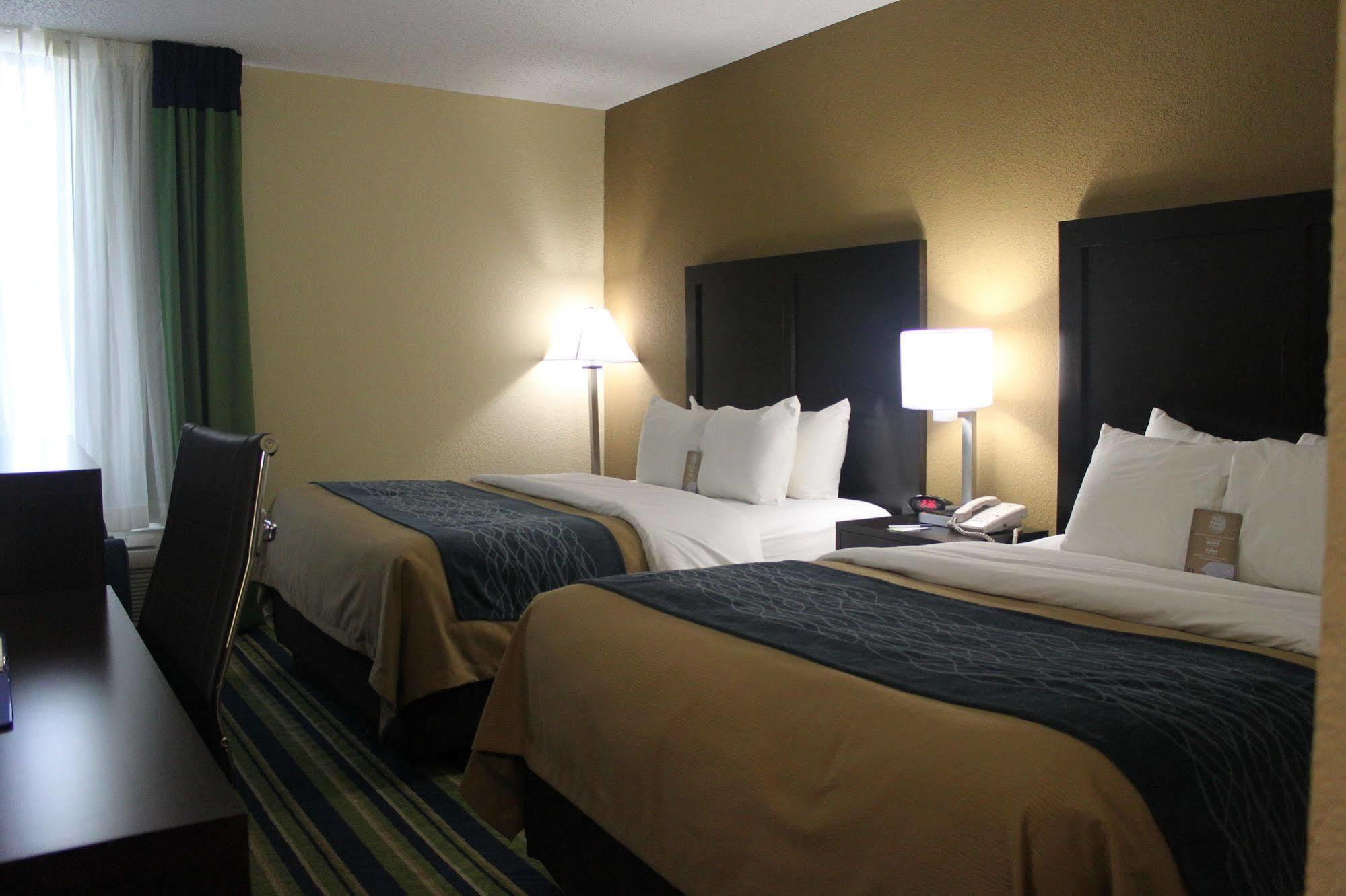 Comfort Inn & Suites Lantana - West Palm Beach South Dış mekan fotoğraf