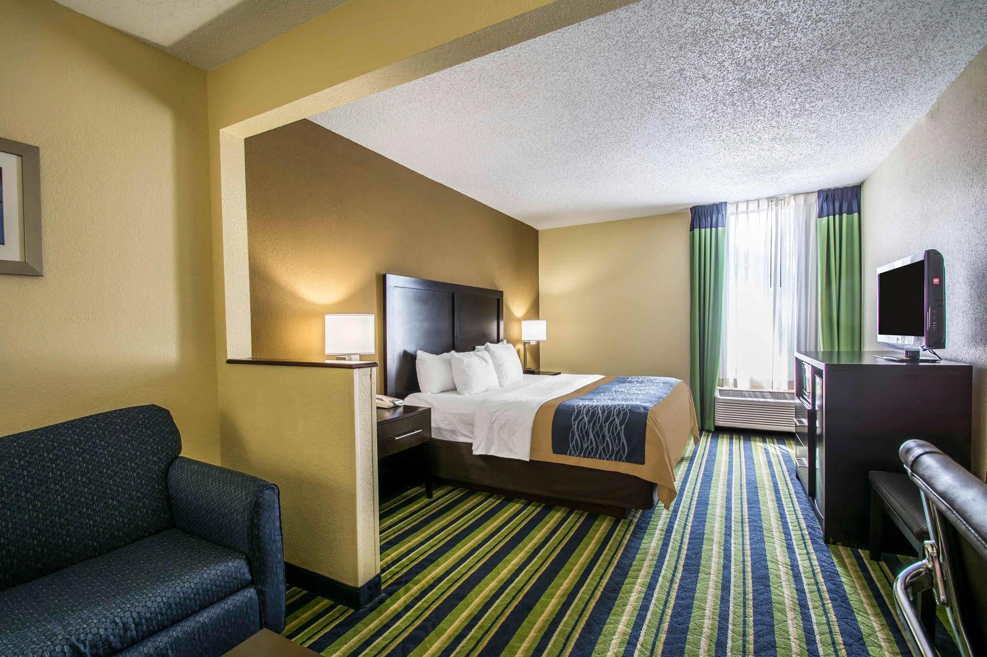 Comfort Inn & Suites Lantana - West Palm Beach South Dış mekan fotoğraf
